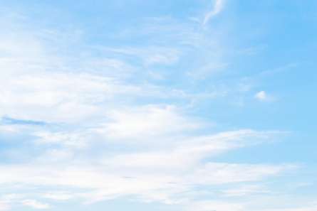 Фотообои бело-голубое небо