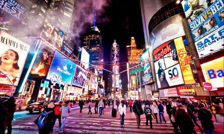 Фотошпалери Реклама, люди,ніч