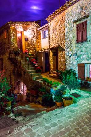 Фотошпалери Вечірній дворик Фотошпалери Вечірній дворик