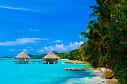 Фотошпалери Хатини посеред моря