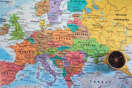 Фотошпалери Карта світу і космпас