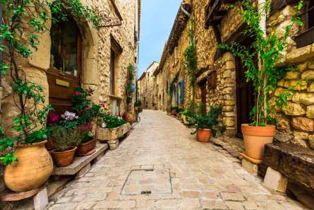 Фотошпалери Вузькі вулиці в старому селі Фотошпалери Вузькі вулиці в старому селі