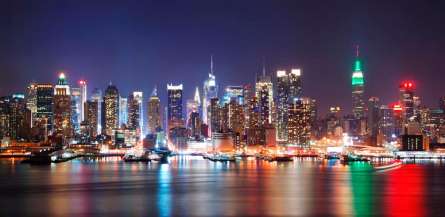 Фотошпалери Яскрава нічна набережна