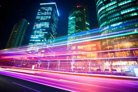 Фотошпалери Світломузика нічного міста Фотошпалери Світломузика нічного міста