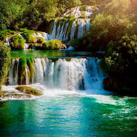 Фотообои Длинный водопад Фотообои Длинный водопад